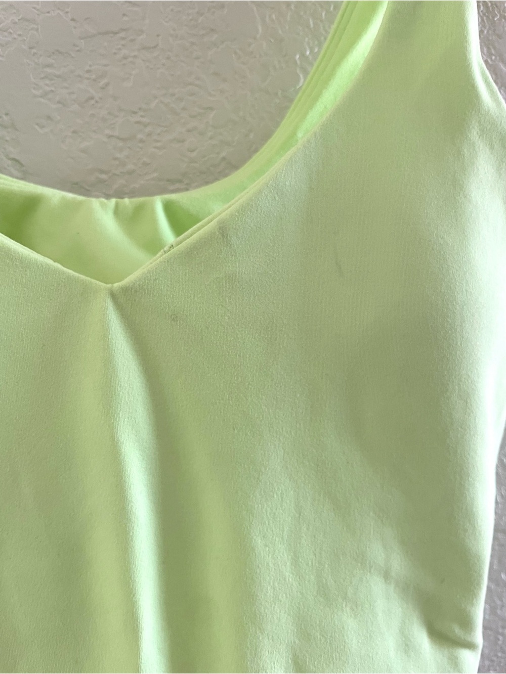 Lululemon Align Cropped Tank - Scream Green Light (Lime Green) - size 8 - Picture 5 of 6